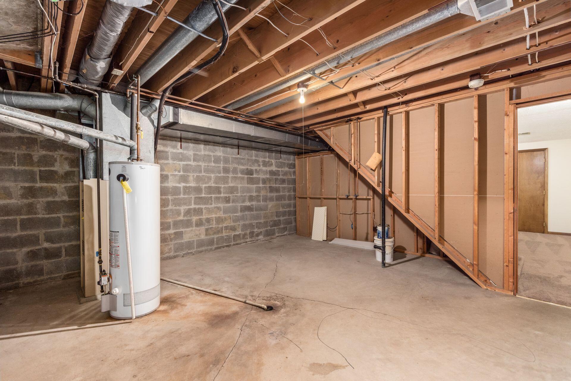 4847 Dierker Road Columbus, OH 43220 - Photo 26 of 30 Storage