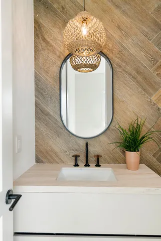 $6,150,000 | 194 Buttonwood Lane, Islamorada, FL 33036