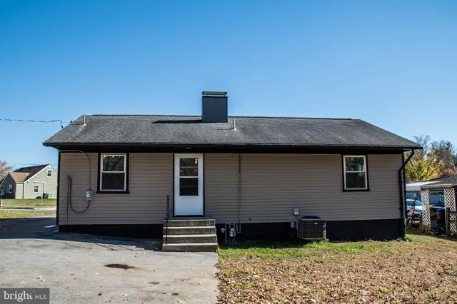 $263,500 | 113 Wood Lane, Reading, PA 19606