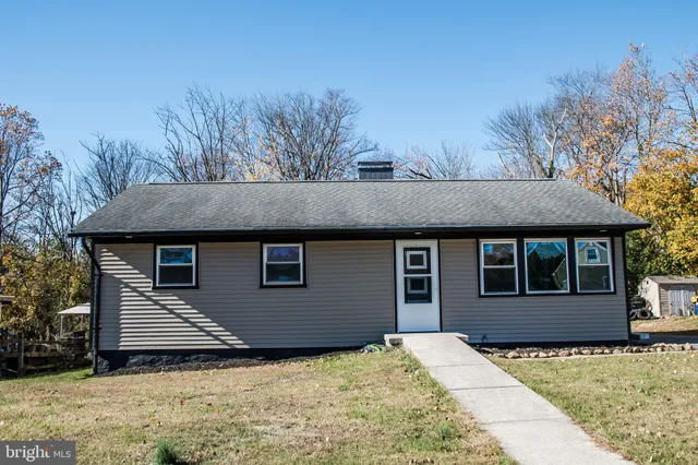 $263,500 | 113 Wood Lane, Reading, PA 19606