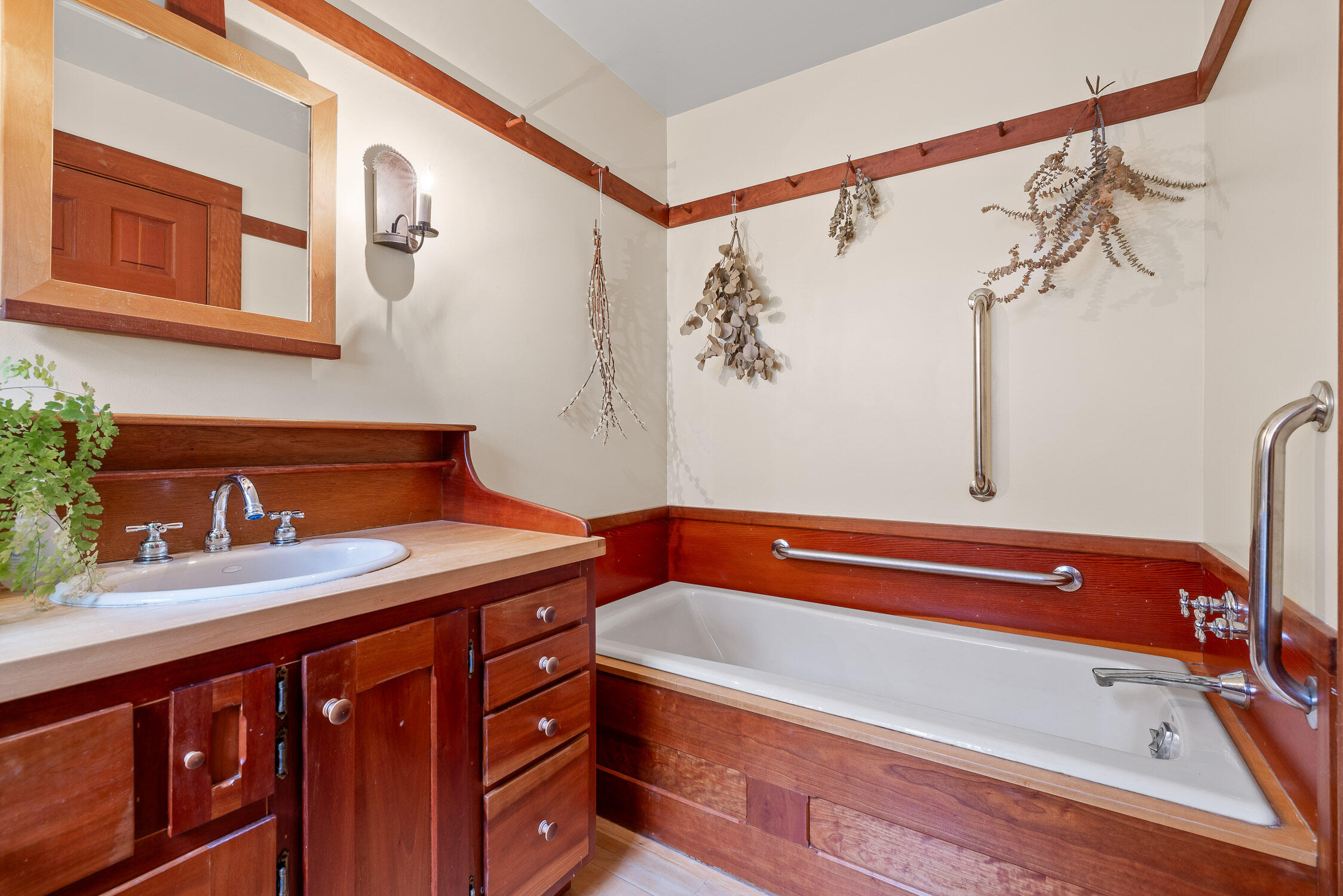 938 Ridgeway Avenue Signal Mountain, TN 37377 - Photo 12 of 54 Tub is plumbed for shower faucet
