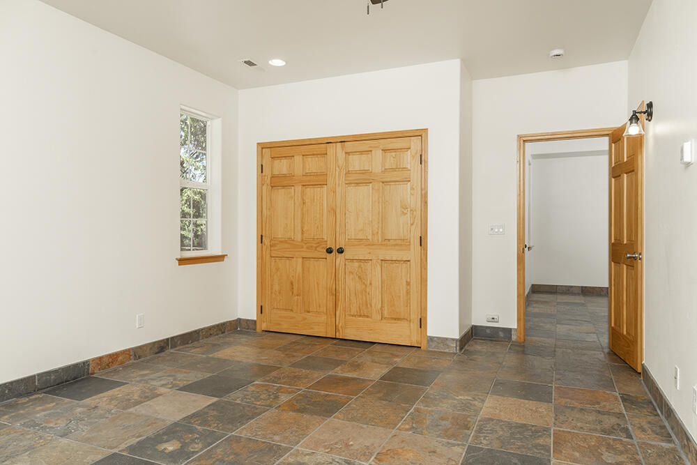 12959 Water Gap Road Williams, OR 97544 - Photo 14 of 51 14