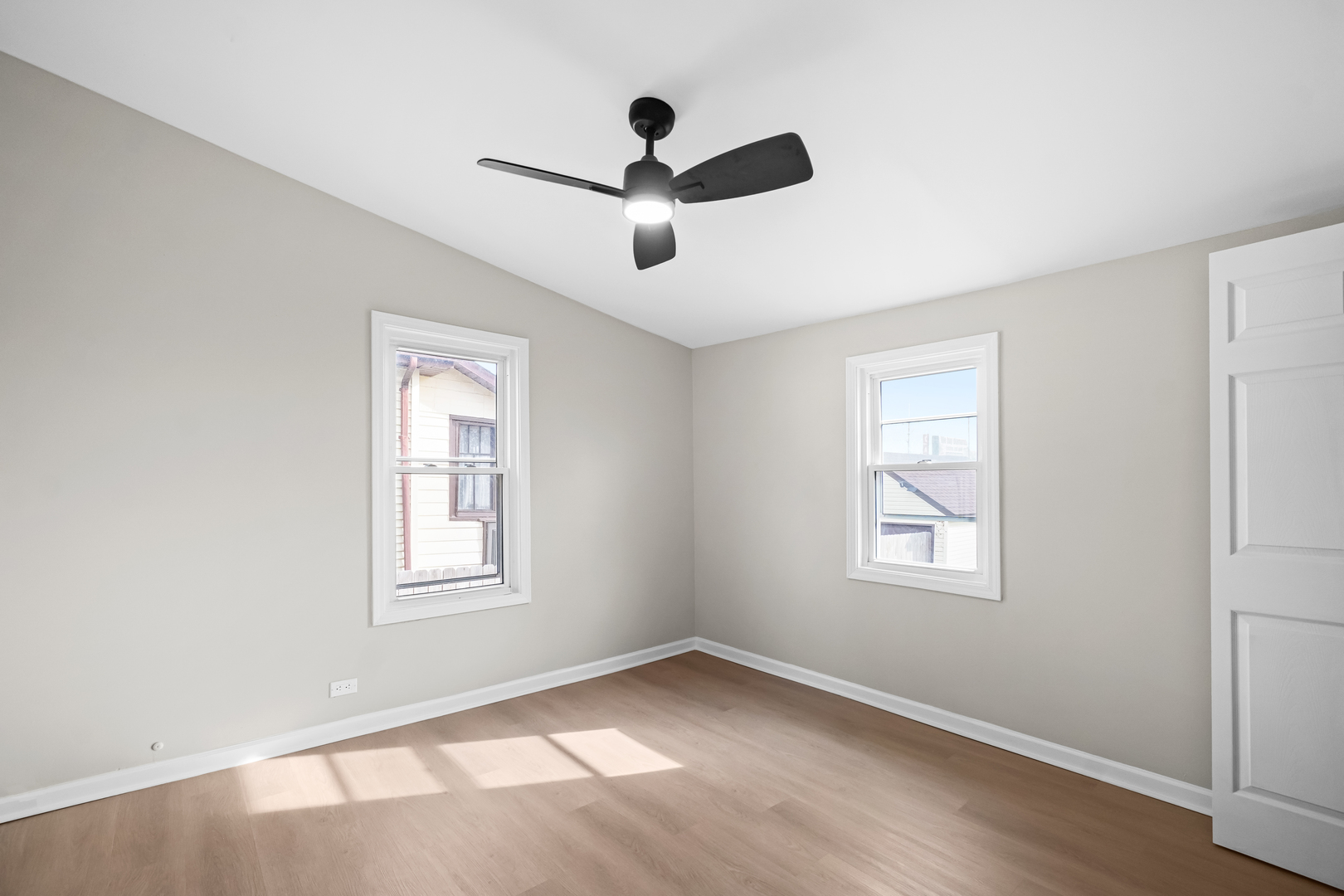 709 South Riverside Drive Villa Park, IL 60181 - Photo 13 of 26