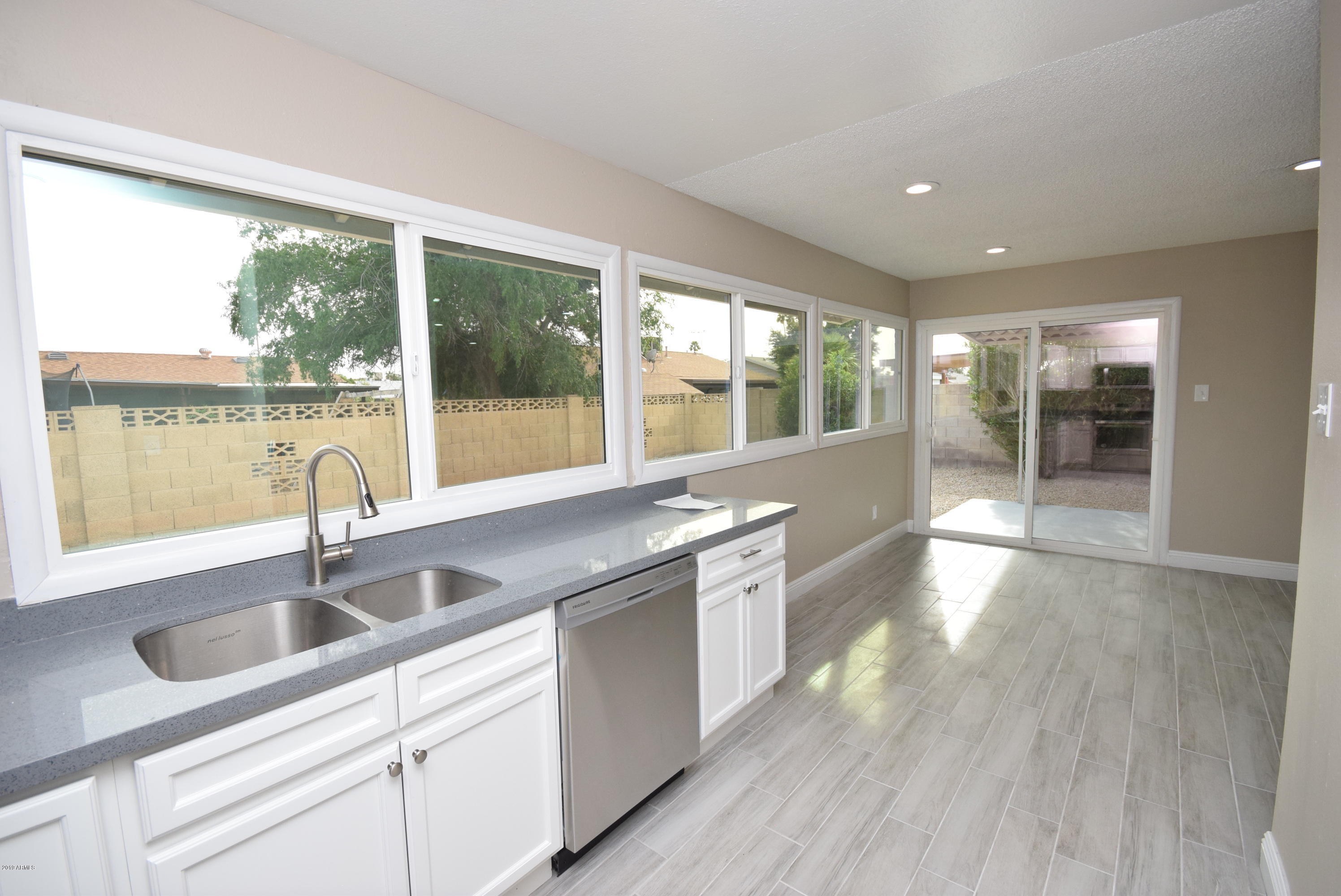 3535 West Greenway Road Phoenix, AZ 85053 - Photo 8 of 17 Kitchen