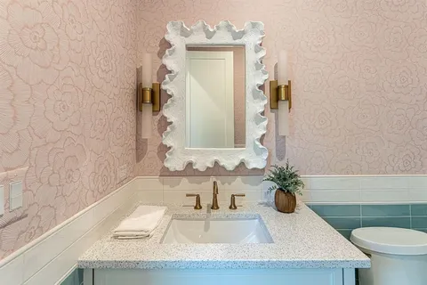 $3,250,000 | 5319 Meadow Crest Drive, Dallas, TX 75229