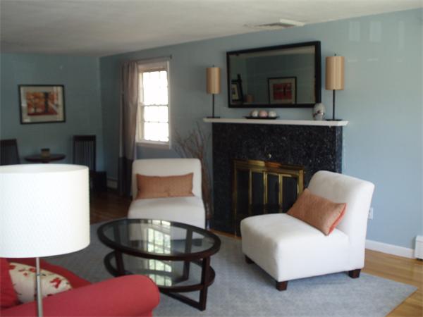 7 Conant Road Marblehead, MA 01945 - Photo 4 of 19 Gallery Image 4