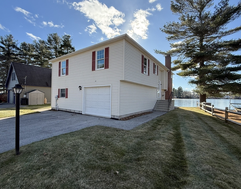 10 Indian Point Road Webster, MA 01570 - Photo 14 of 42