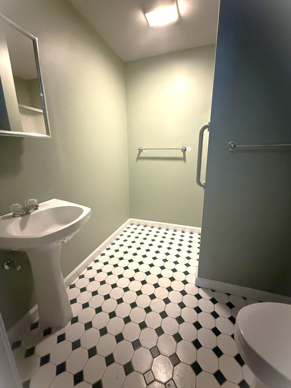 10 Indian Point Road Webster, MA 01570 - Photo 32 of 42