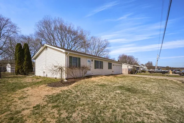 $208,000 | 909 North Street, Rising Sun, IN 47040