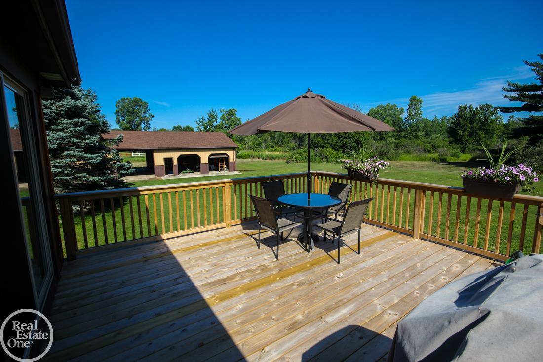 7640 Trumble Road Columbus, MI 48063 - Photo 13 of 58