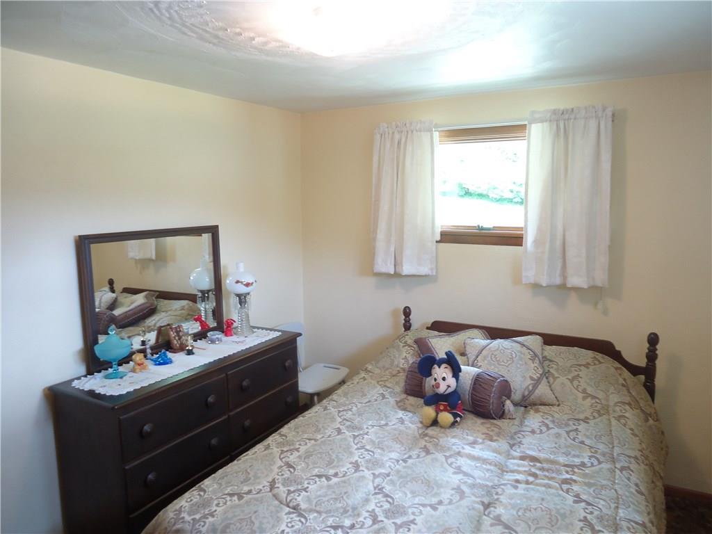 137 Altman Road Jeannette, PA 15644 - Photo 18 of 25 BEDROOM 3