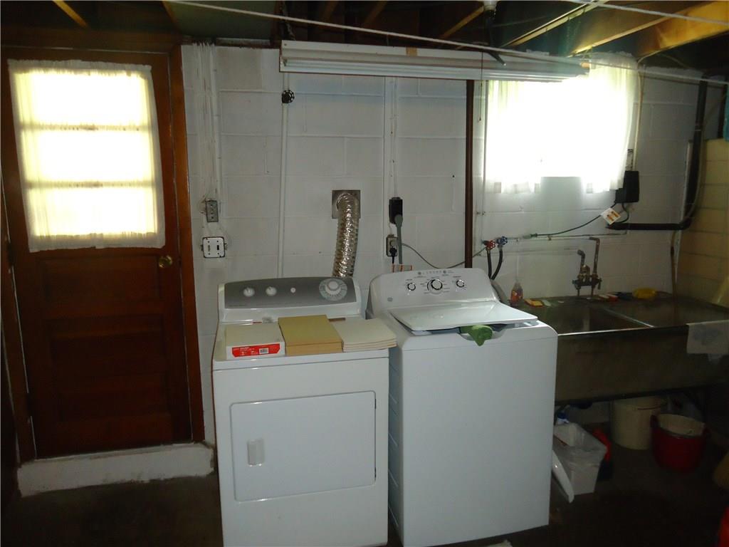 137 Altman Road Jeannette, PA 15644 - Photo 24 of 25 LAUNDRY ROOM