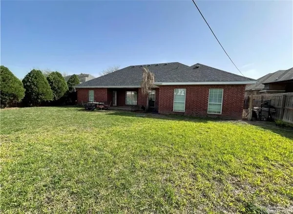 $2,800 | 2303 Nappa Valley Drive, Mission, TX 78573