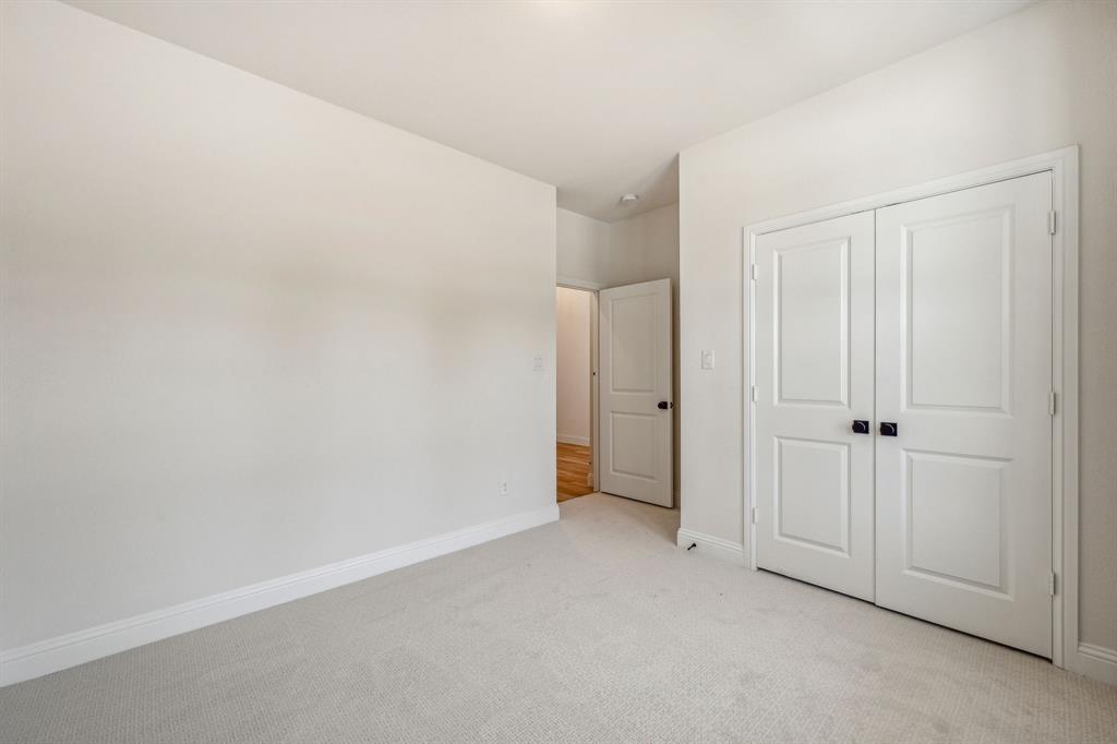 122 John Street Aledo, TX 76008 - Photo 20 of 33 a view of an empty room