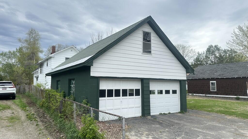 41 York Street Millinocket, ME 04462 - Photo 24 of 27 IMG_3218