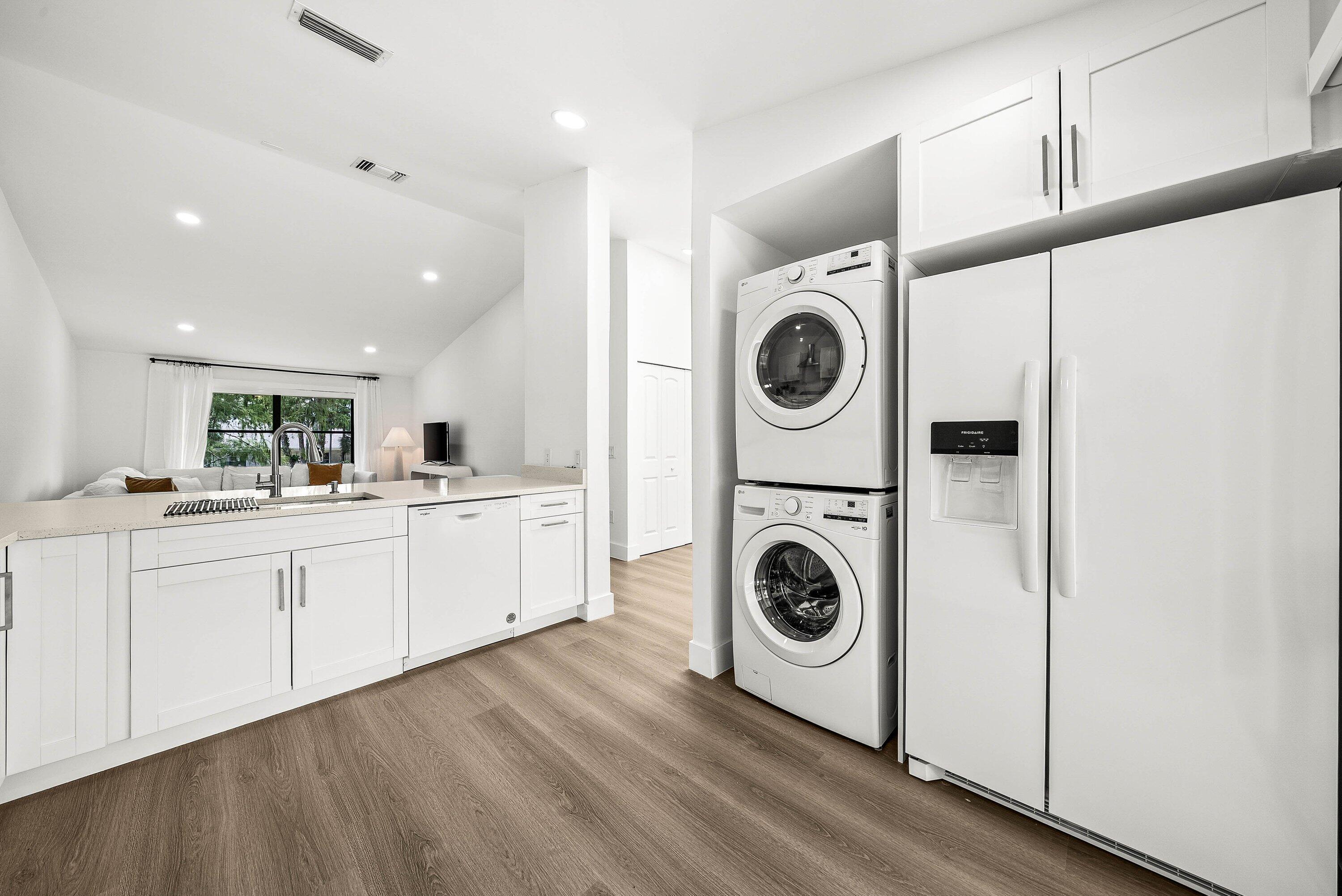 13105 Belhaven Court, Unit 15 Wellington, FL 33414 - Photo 15 of 31 009-13105BelhavenCourt-15-Wellington-FL-