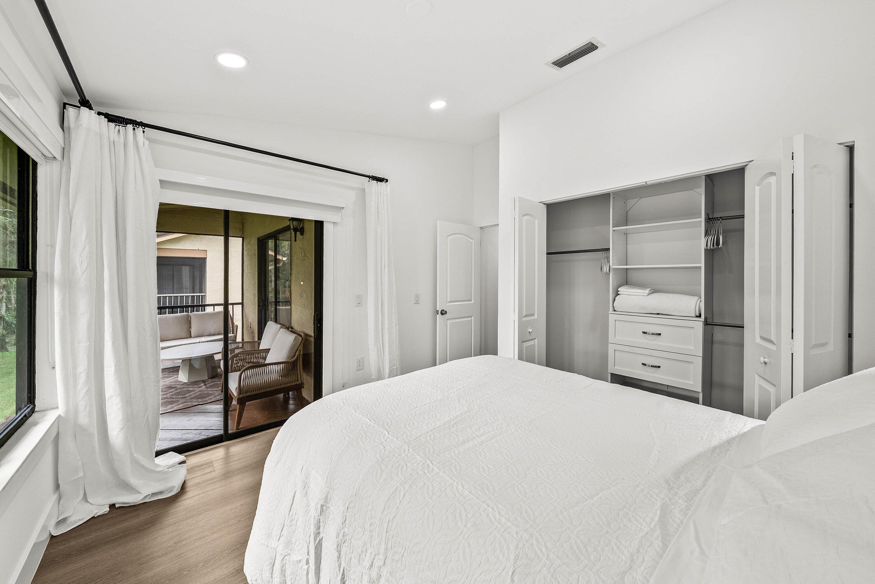 13105 Belhaven Court, Unit 15 Wellington, FL 33414 - Photo 5 of 31 Bedroom 2