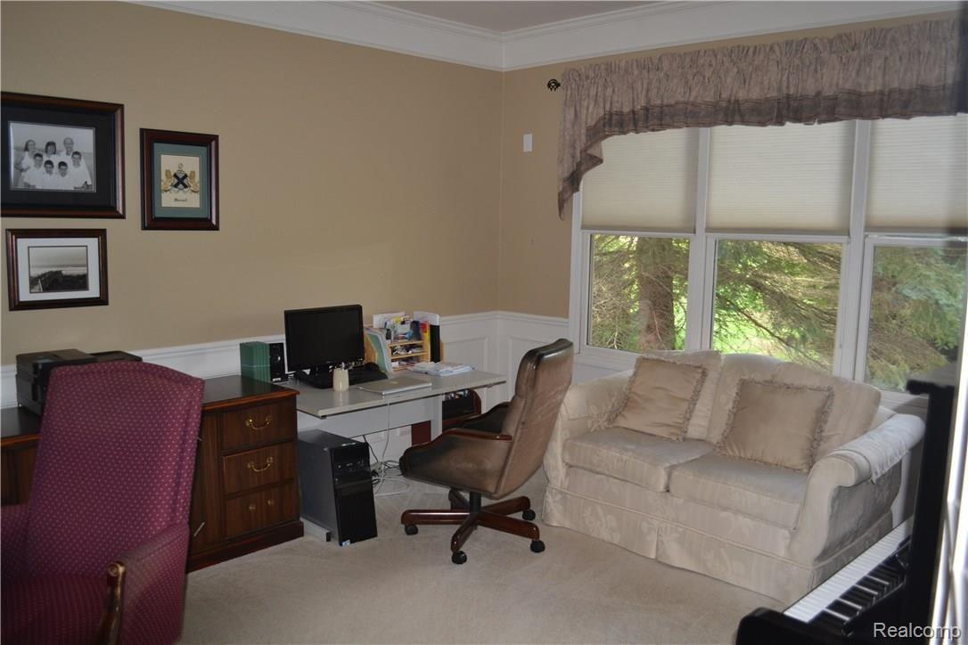 3330 Rosemont Court Rochester, MI 48306 - Photo 16 of 60 rosemont main 7.JPG