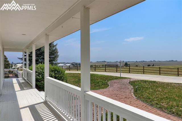 43312 Pearson Ranch Loop Parker, CO 80138 - Photo 11 of 35 Gallery Image 11