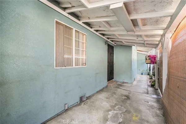 $615,000 | 180 East 67th Street, Long Beach, CA 90805
