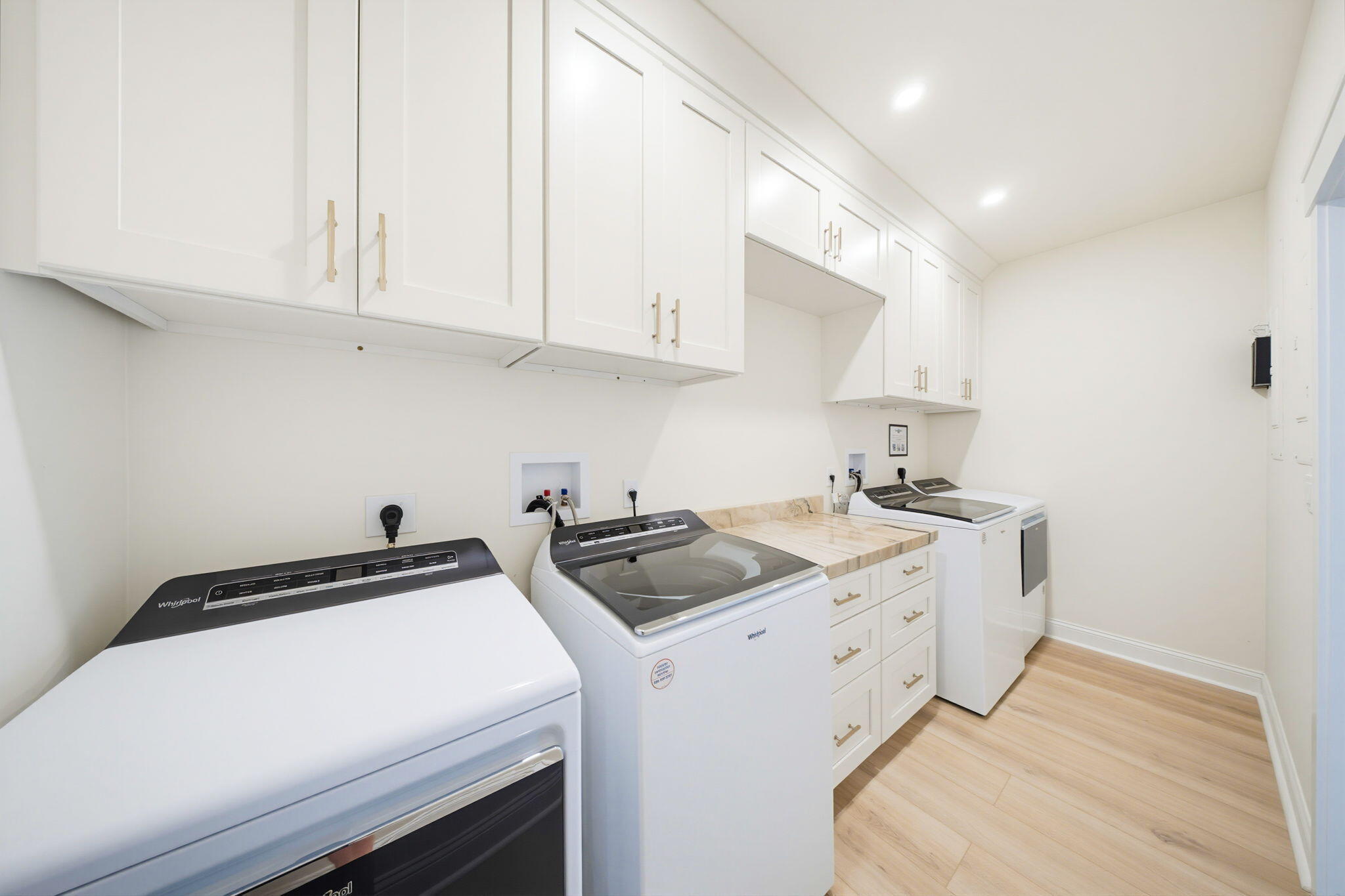 57733 Morton Street Marathon, FL 33050 - Photo 69 of 247 1st Floor Double Laundry Room