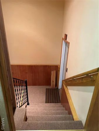 $130,000 | 111 West Monroe Avenue, Owensville, MO 65066