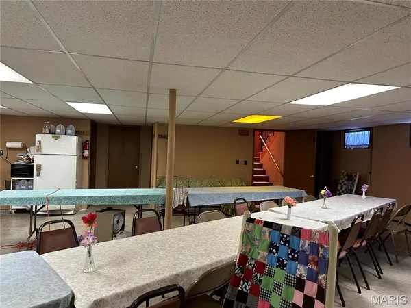 $130,000 | 111 West Monroe Avenue, Owensville, MO 65066