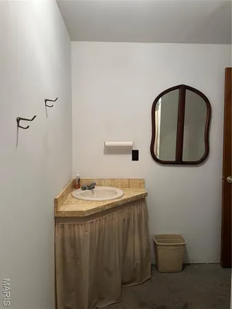 $130,000 | 111 West Monroe Avenue, Owensville, MO 65066