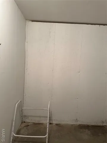 $130,000 | 111 West Monroe Avenue, Owensville, MO 65066