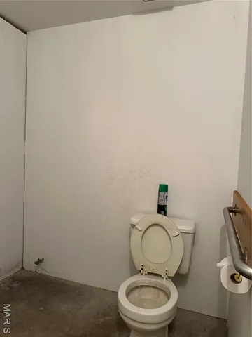 $130,000 | 111 West Monroe Avenue, Owensville, MO 65066