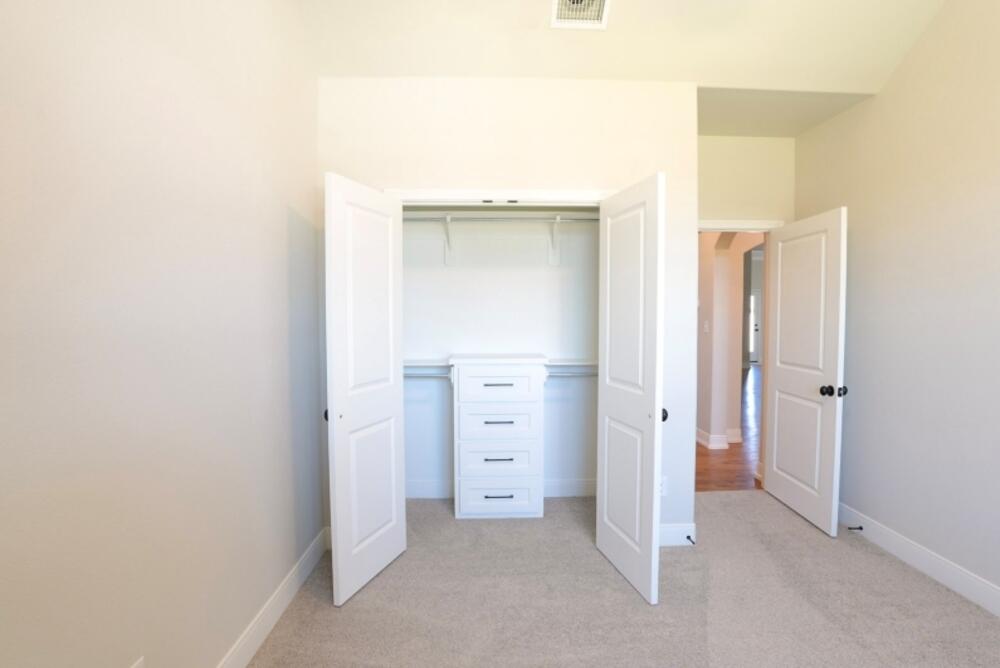 712 East 19th Street Wolfforth, TX 79382 - Photo 18 of 23