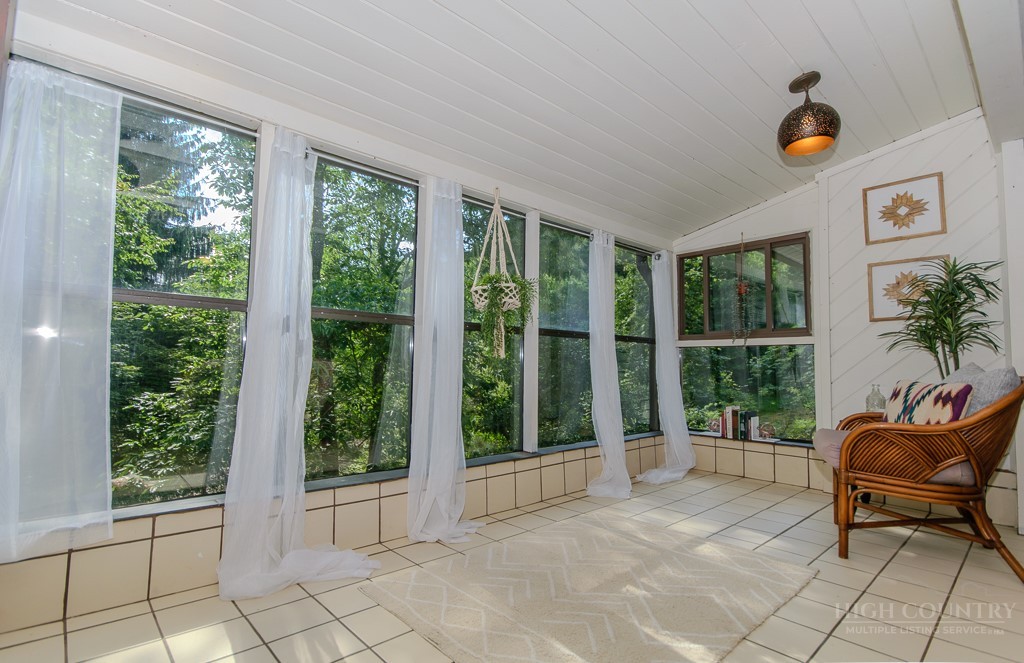 743 Little Laurel Rd Extension Boone, NC 28607 - Photo 6 of 41