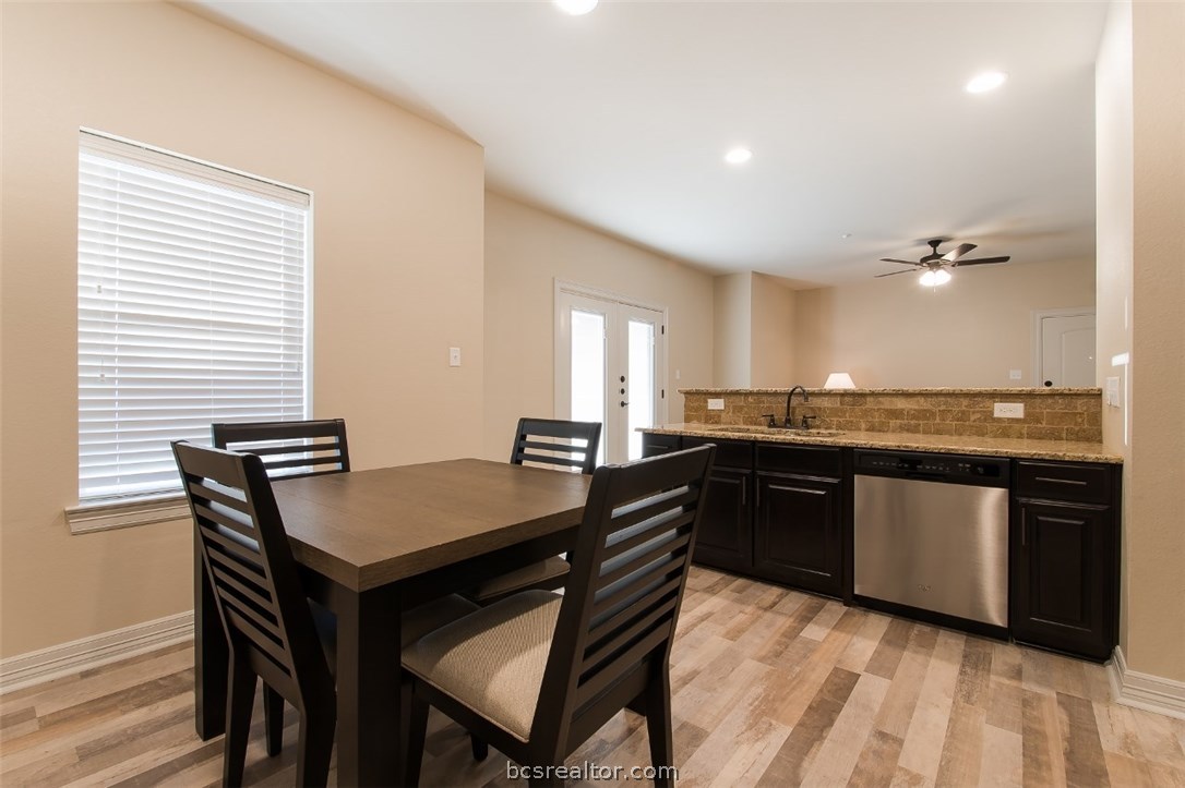 7273 John Sharp Parkway, Unit 5103 Bryan, TX 77807 - Photo 18 of 32