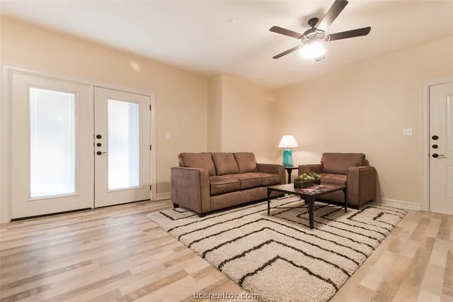 $1,800 | 7273 John Sharp Parkway, Unit 5103, Bryan, TX 77807