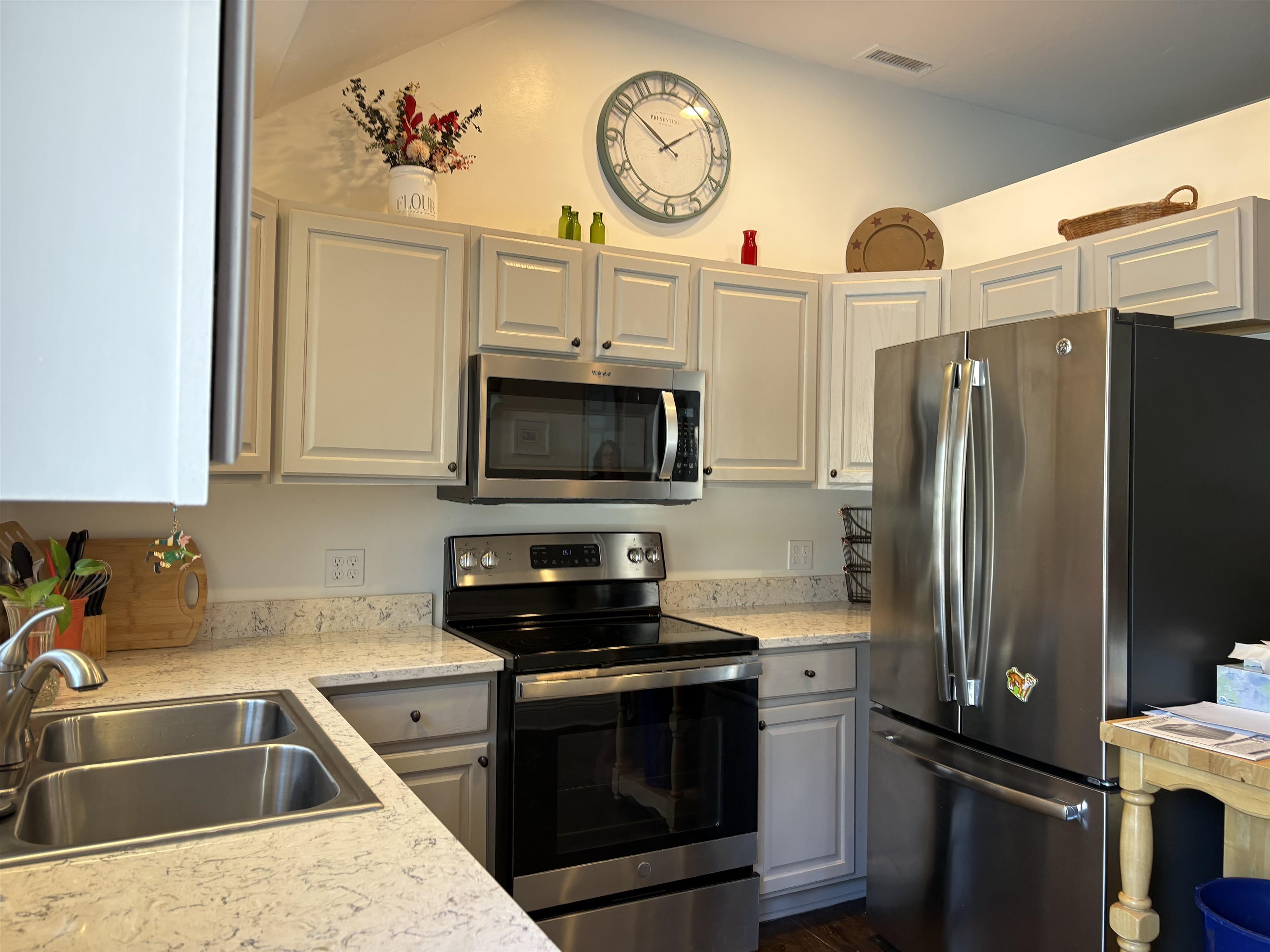 47 Bog Road, Unit G2 Concord, NH 03303 - Photo 3 of 15