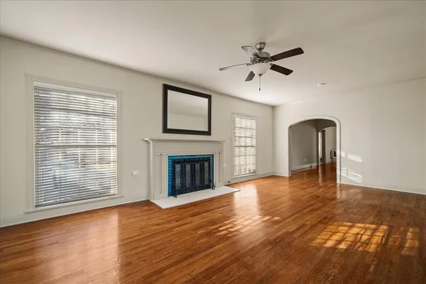 $384,000 | 601 North Main Street, Leonard, TX 75452