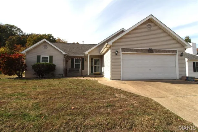 $334,900 | 1250 Rockwood Forest Drive, Arnold, MO 63010