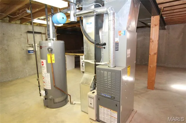 $334,900 | 1250 Rockwood Forest Drive, Arnold, MO 63010