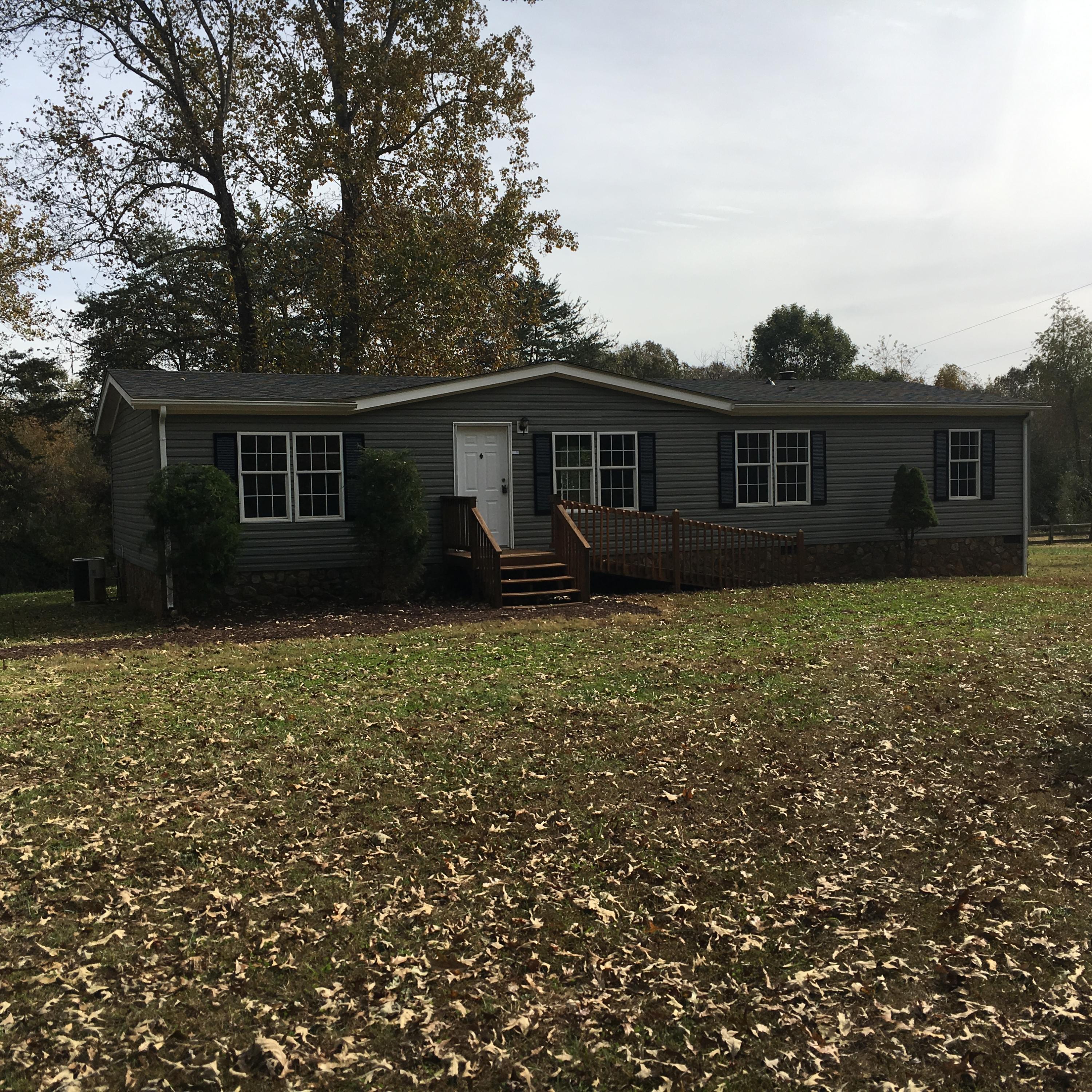 8810 Dickerson Mill Road Moneta, VA 24121 - Photo 2 of 22 IMG_8695