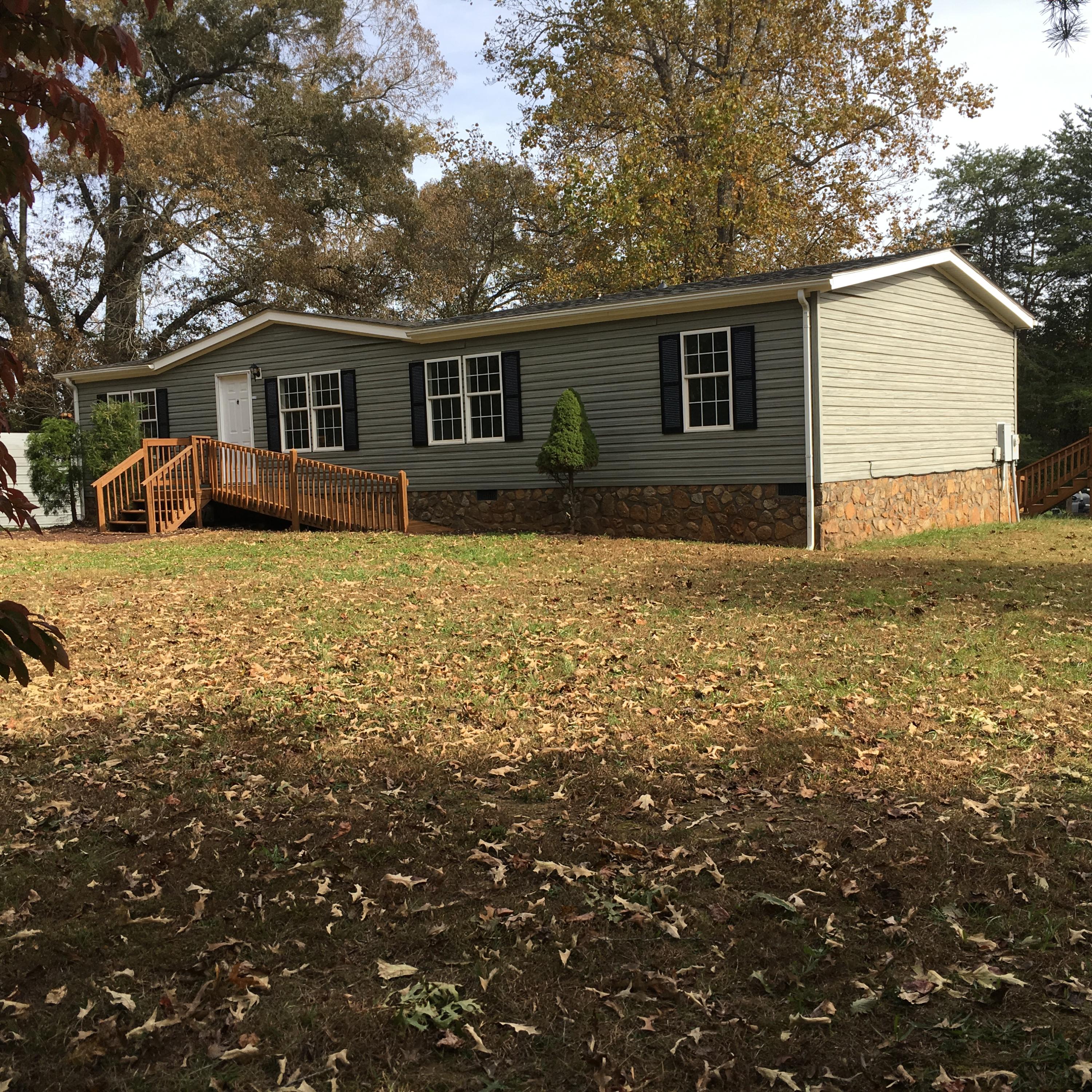 8810 Dickerson Mill Road Moneta, VA 24121 - Photo 3 of 22 IMG_8696