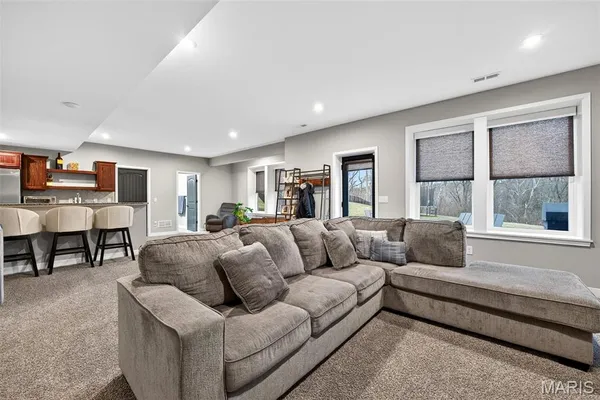 $875,000 | 820 Upland Loop, O'Fallon, MO 63368