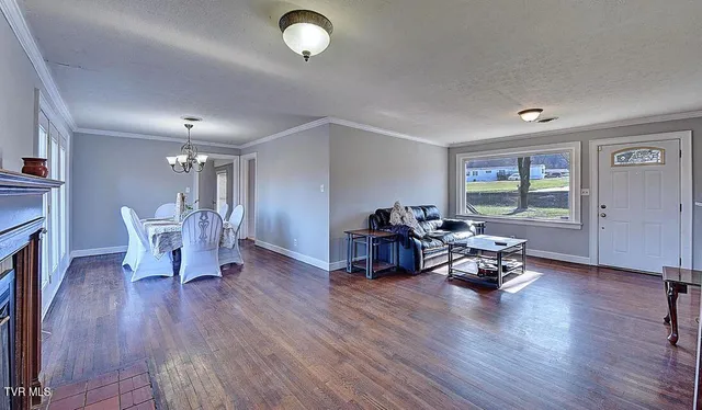 $375,000 | 329 Old Stage Trail, Bristol, TN 37620