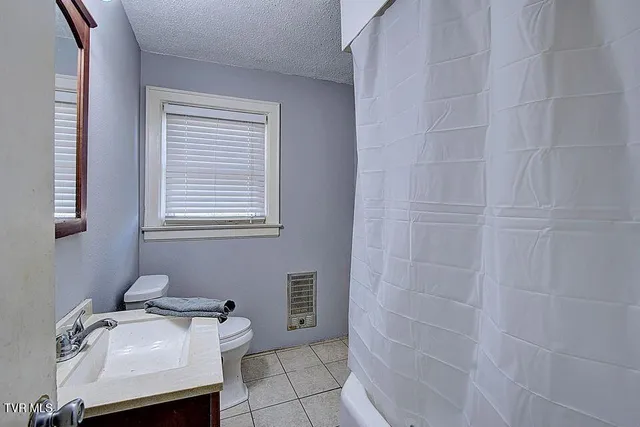 $375,000 | 329 Old Stage Trail, Bristol, TN 37620