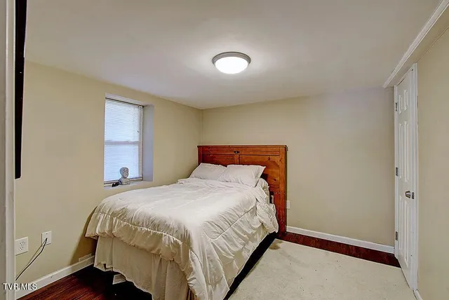 $375,000 | 329 Old Stage Trail, Bristol, TN 37620