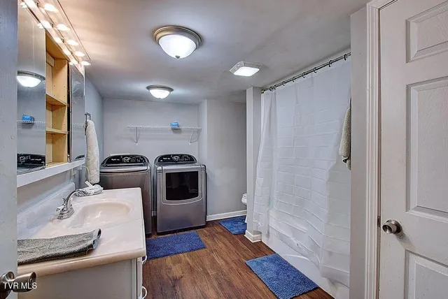 $375,000 | 329 Old Stage Trail, Bristol, TN 37620