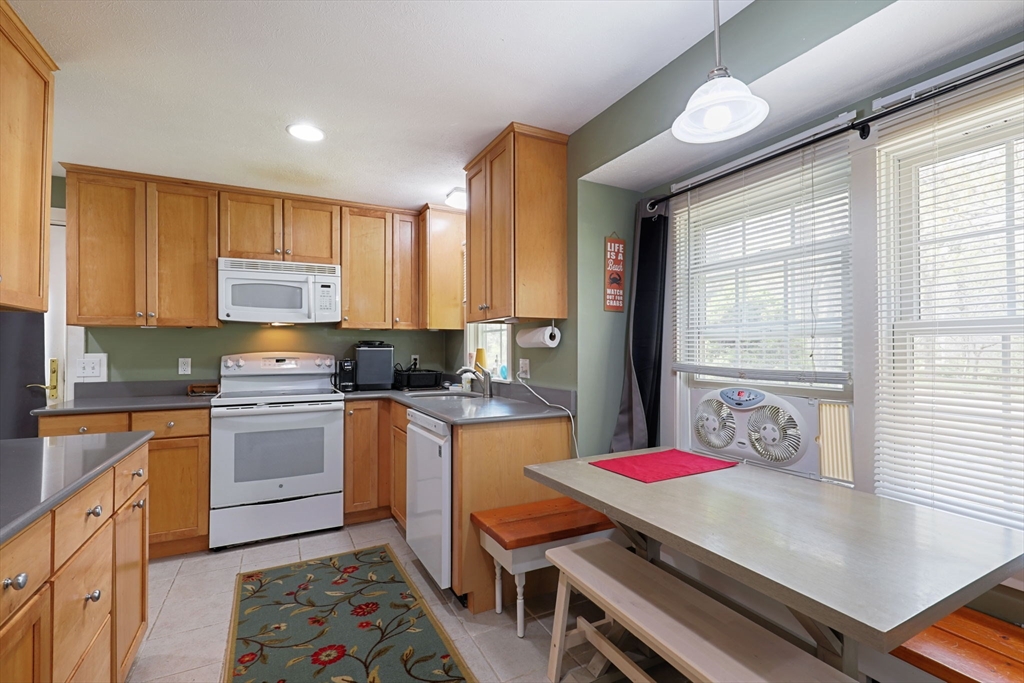 14 Old Forge Road Sandwich, MA 02563 - Photo 6 of 21 Gallery Image 6