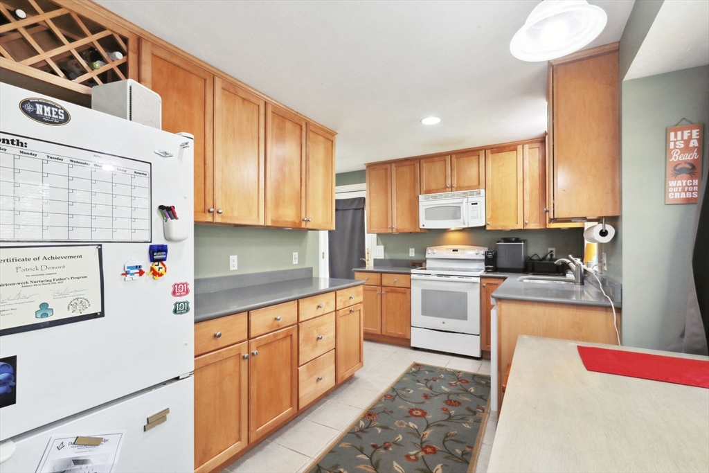 14 Old Forge Road Sandwich, MA 02563 - Photo 7 of 21 Gallery Image 7