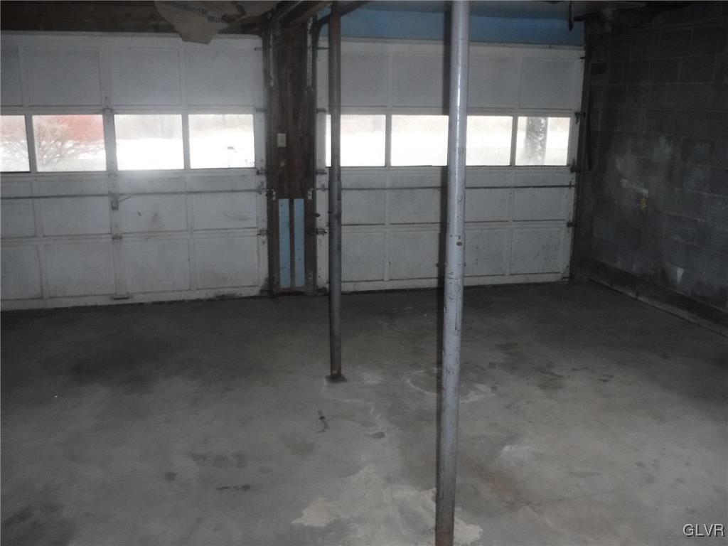 755 Silver Spring Boulevard Kunkletown, PA 18058 - Photo 14 of 20 a view of an empty room and window