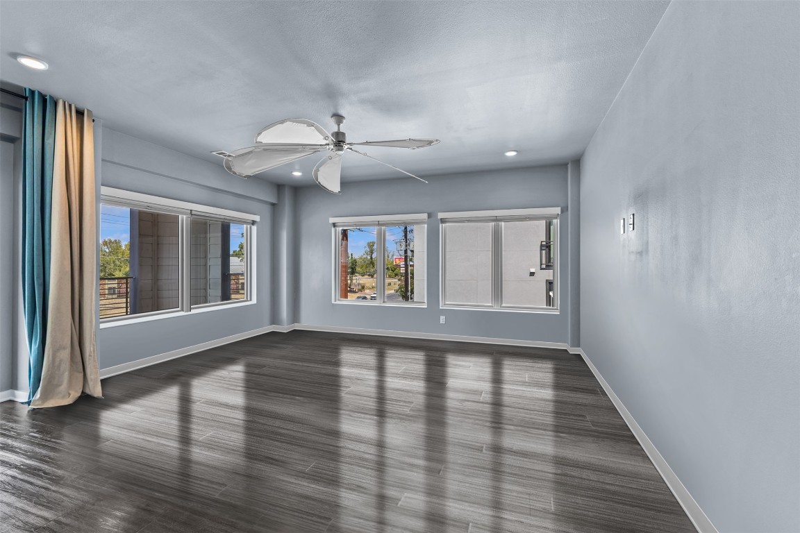 4361 South Congress Avenue, Unit 301 Austin, TX 78745 - Photo 19 of 33