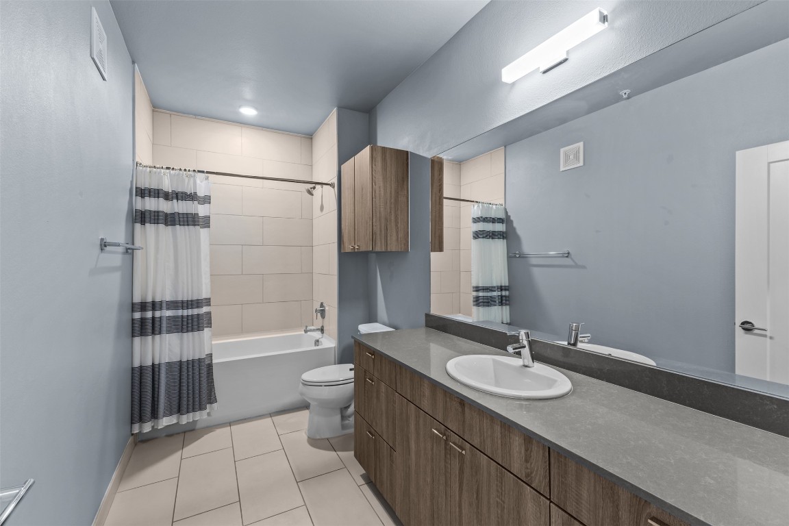 4361 South Congress Avenue, Unit 301 Austin, TX 78745 - Photo 7 of 33